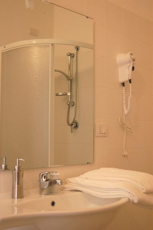 L'Arco Cagliari Bed and Breakfast Eksteriør billede