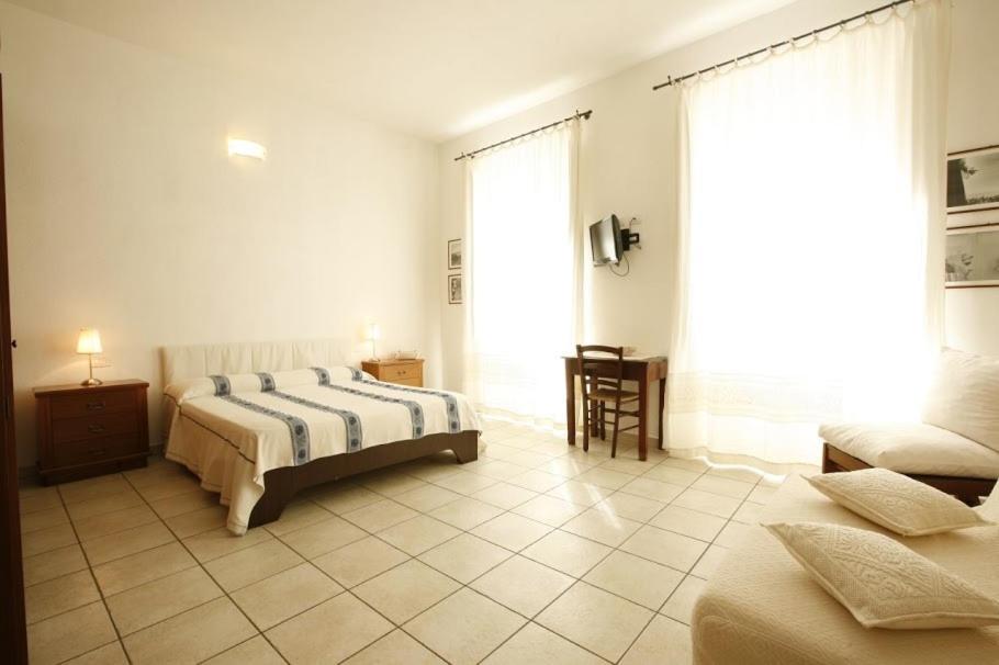 L'Arco Cagliari Bed and Breakfast Eksteriør billede