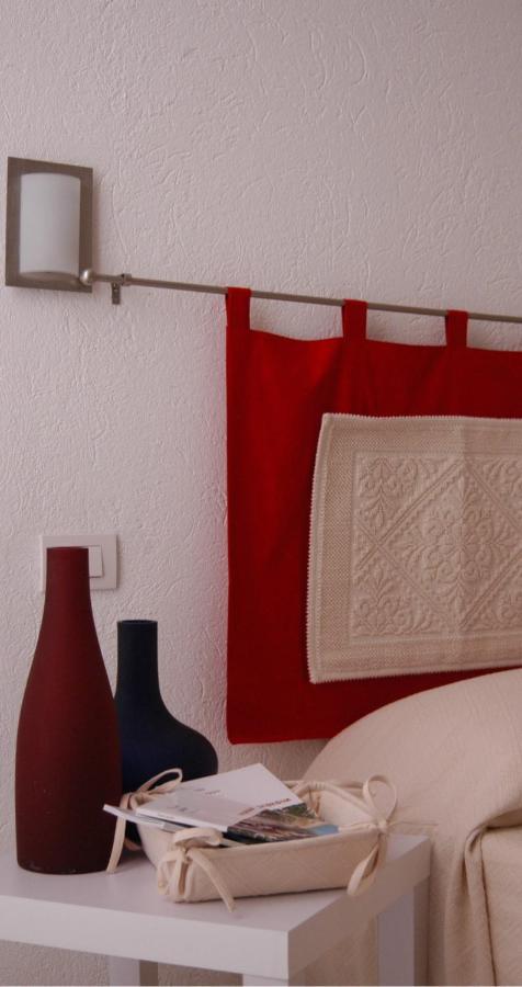 L'Arco Cagliari Bed and Breakfast Værelse billede